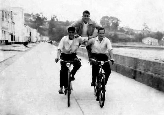 En bicicleta por La Marina