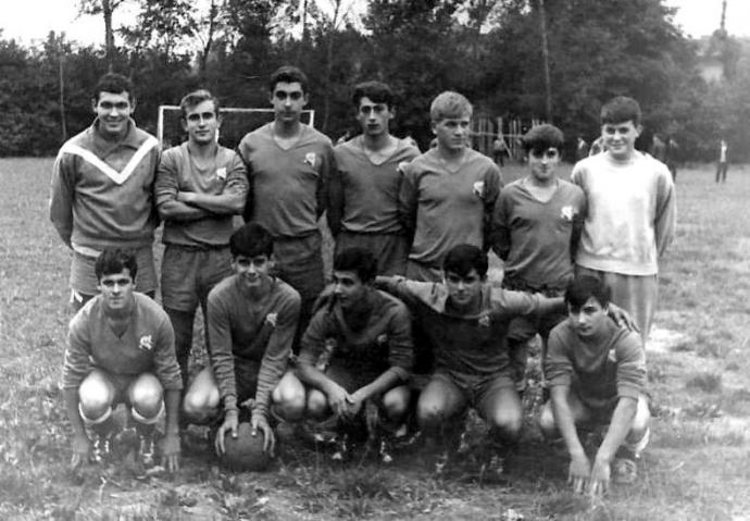 Equipo juvenil del Sporting Sada del año 1964