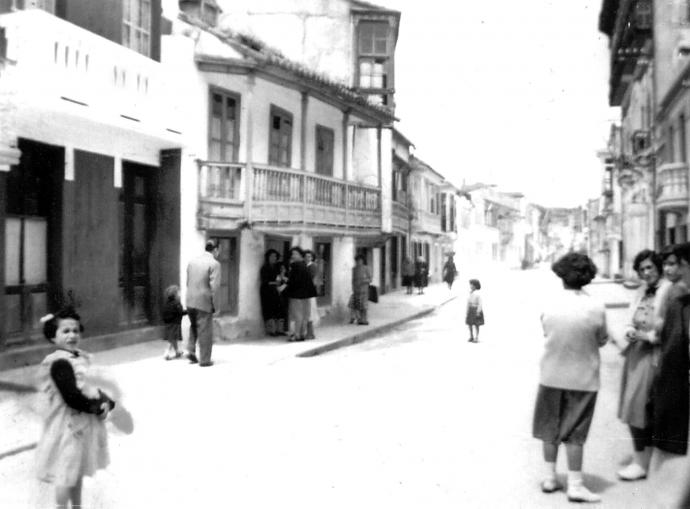 Rúa Maior ou Calle Mayor (hoxe Linares Rivas)